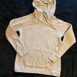 Woman’s reflex hoody
